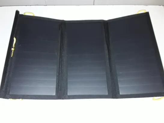 MOBILE SOLAR CHARGER