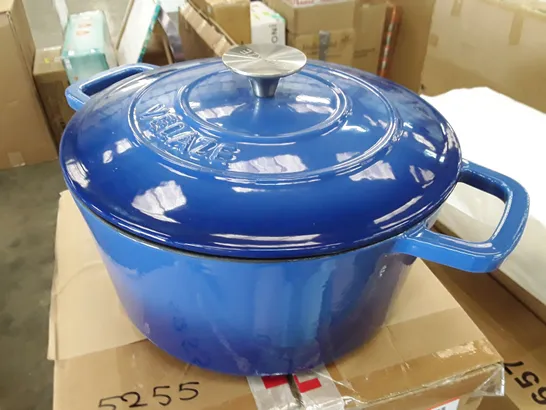 BOXED VELAZE NON-STICK ENAMELLED CAST IRON ROUND CASSEROLE DISH