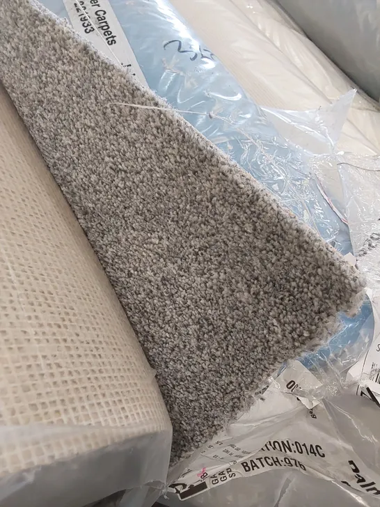 ROLL OF QUALITY STS SHEPHERD HEARHERS AB CARPET // SIZE: APPROX 4 X 11.35m