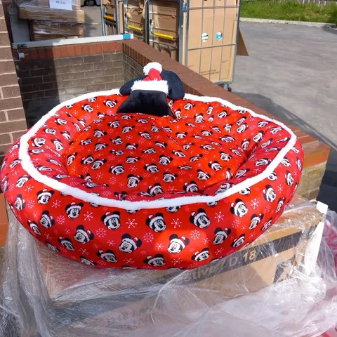 PALLET OF APPROXIMATELY 20 BRAND NEW DISNEY MICKEY MOUSE PET BEDS