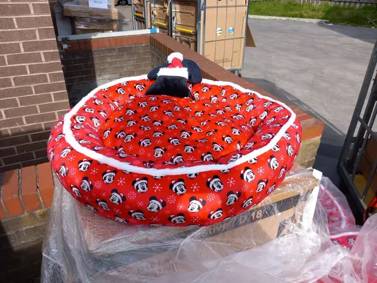 PALLET OF APPROXIMATELY 20 BRAND NEW DISNEY MICKEY MOUSE PET BEDS