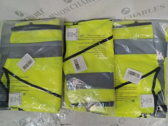 APPROXIMATELY 5 ASSORTED HI-VIS SAFETY VESTS IN VARIOUS SIZES