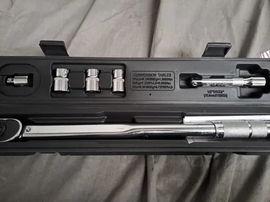 MICROMETER ADJUSTABLE TORQUE WRENCH 