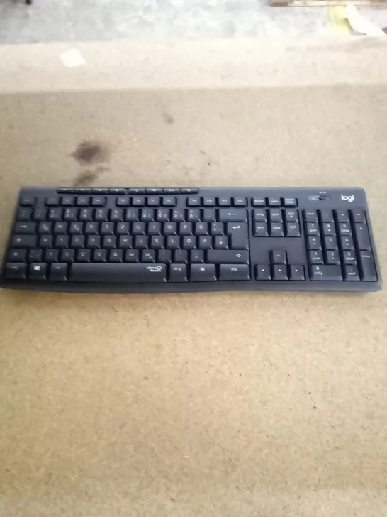 BOXED LOGITECH SILENT WIRELESS KEYBOARD 