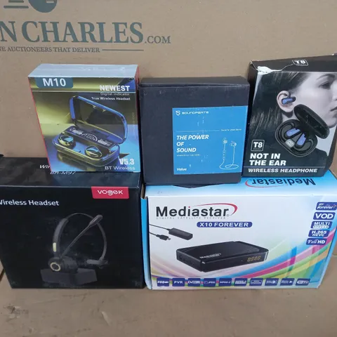 BOX OF APPROX 14 ASSORTED ITEMS TO INCLUDE - MEDIASTAR X10 FOREVER , WIRELESS HEADSET , T8 NOT IN THE EAR WIRELESS HEADPHONES ETC