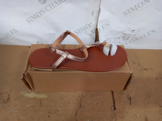 BOXED PAIR OF DESIGNER ROSE GOLD STRAP SANDALS SIZE 40