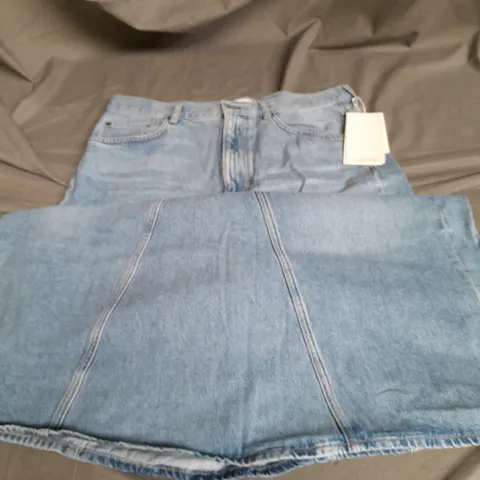 COS SIZE 44 LIGHTBLUE DENIM SKIRT 