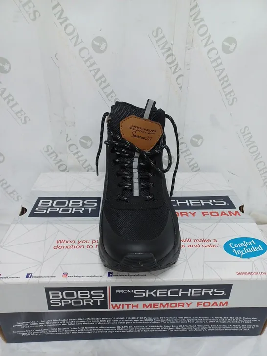 BOXED BOB'S SPORT SPARROW 2.0 FROM SKECHERS LADIES BLACK TRAINERS SIZE 10 WITH MEMORY FOAM