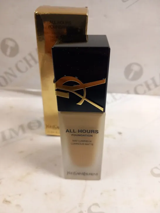 BOXED YVES SAINT LAURENT ALL HOURS FOUNDATION 