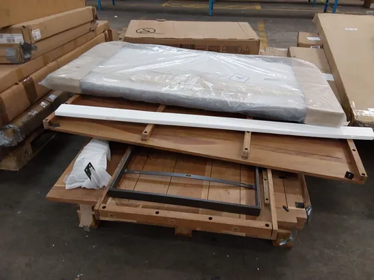 PALLET OF ASSORTED FURNITURE PARTS 