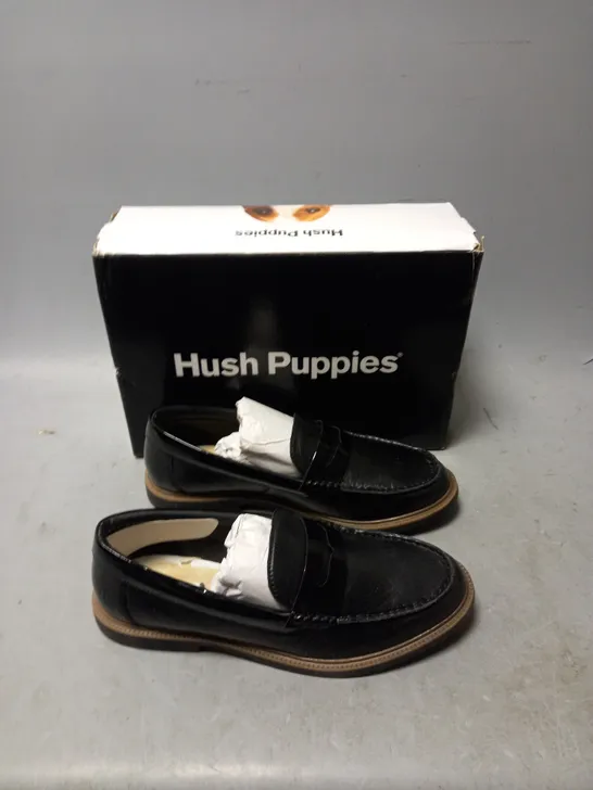 BOXED PAIR OF HUSH PUPPIES WOMENS VERITY SLIP ON BLACK LOATHERS SIZE UK 7