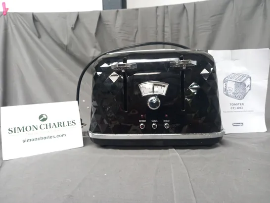 BOXED DELONGHI BRILLANTE BLACK 4 SLICE TOASTER IN BLACK