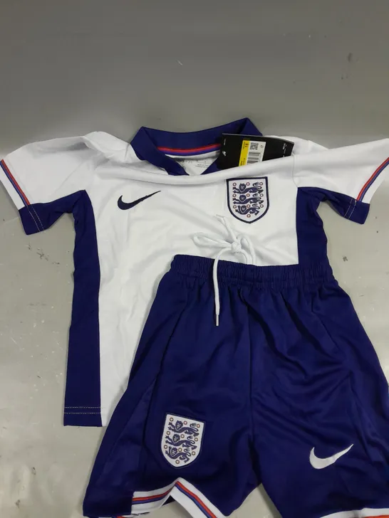 CHILDRENS ENGLAND NATIONAL TEAM JERSEY & SHORTS - 18