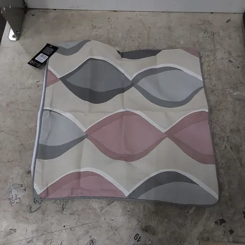 BAGGED GEOMETRIC SQUARE SCATTER CUSHION COVER