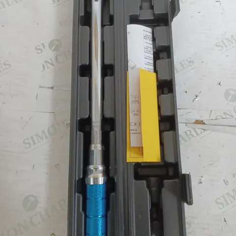 DIAL TORQUE WRENCH 