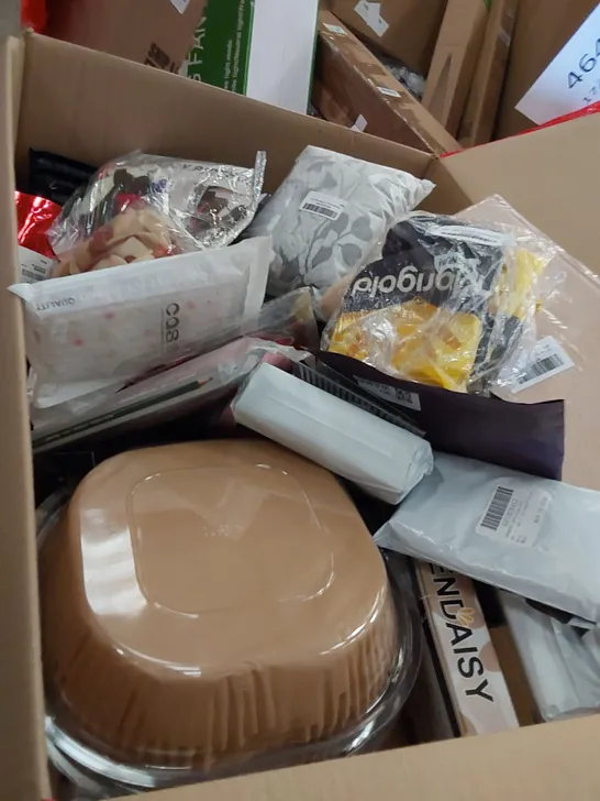 PALLET OF ASSORTED ITEMS INCLUDING,SMART PLANNERS, HALLOWEEN DECORATIONS, BALLOONS, PHONE CASES, DRAWING PENCILS, DISPOSABLE AIR FRYER LINERS, COFFEE BAGS