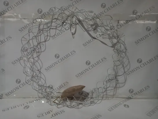 BOXED KELLY HOPPEN WHITE LIGHT UP WREATH