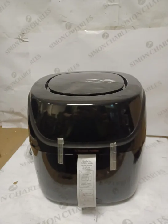 RUSSEL HOBBS AIR FRYER 