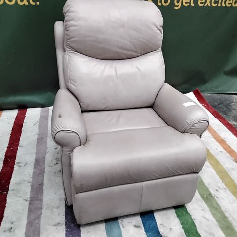 QUALITY BRITISH DESIGNED & MANUFACTURED G PLAN NETTLETON REGENT PLASTER LEATHER ELECTRIC RECLINING ARMCHAIR