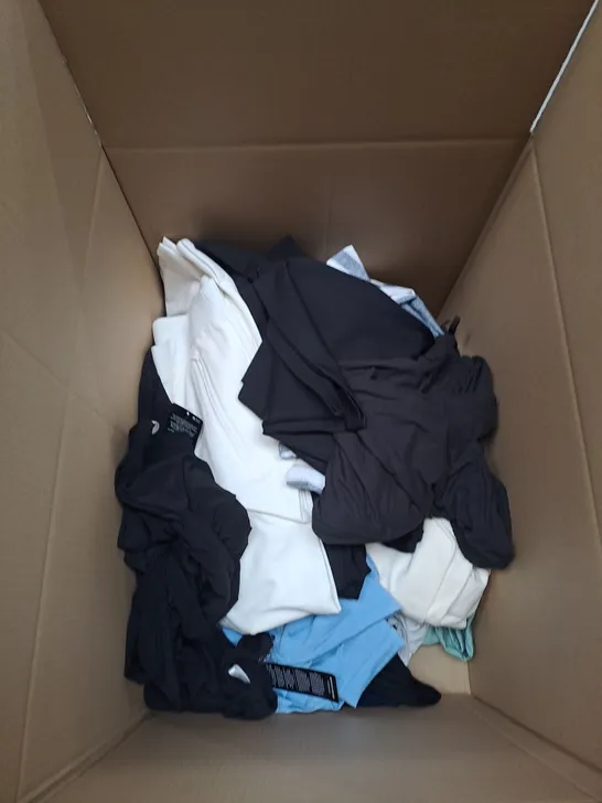 BOX OF APPROXIMATELY 15 ASSORTED CLOTHING ITEMS TO INCLUDE PANTS, DRESSES AND JUMPER