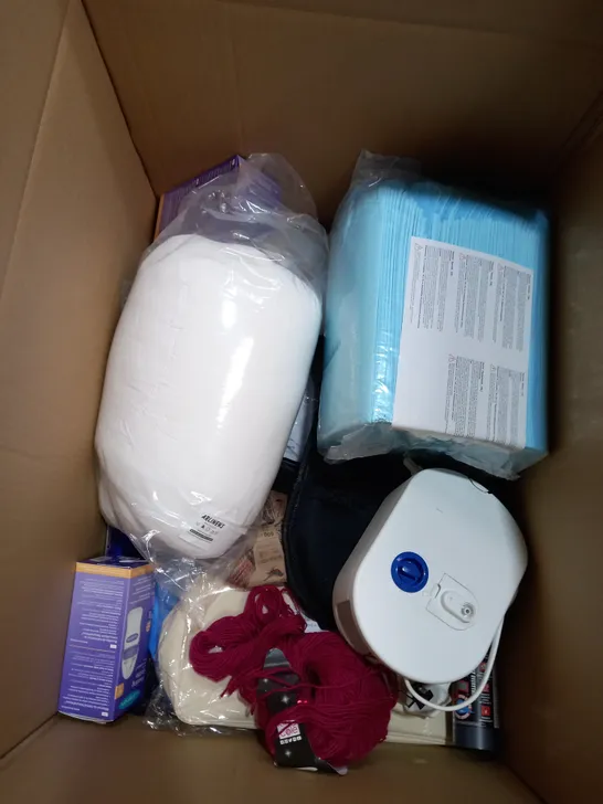 BOX OF APPROXIMATELY 10 ASSORTED ITEMS TO INCLUDE PUPPY TRAINING PADS, FEEDING BOTTLE, MOUSE TRAP ETC