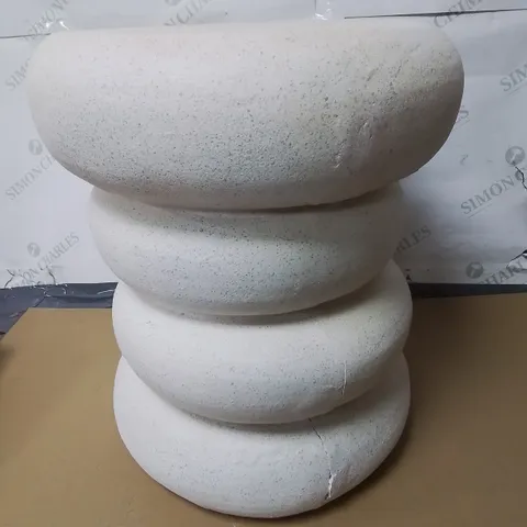 PEBBLE SIDE TABLE 