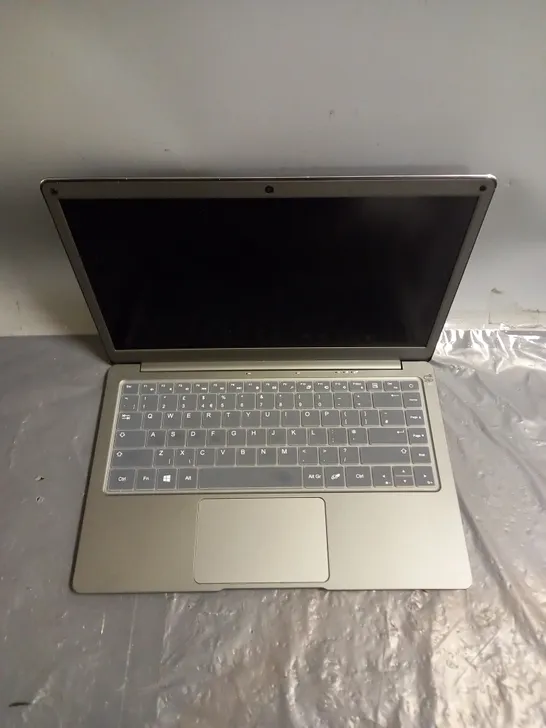 JUMPER EZBOOK X3 LAPTOP IN SILVER