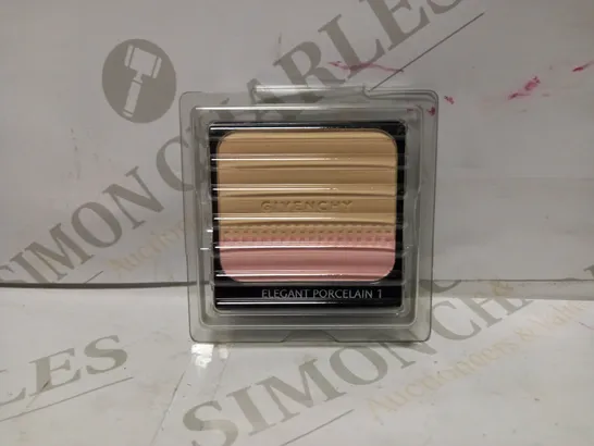 LOT OF APPROXIMATELY 18 GIVENCHY TEINT COUTURE LONG WEARING COMPACT FOUNDATION - 01 ELEGANT PORCELAIN