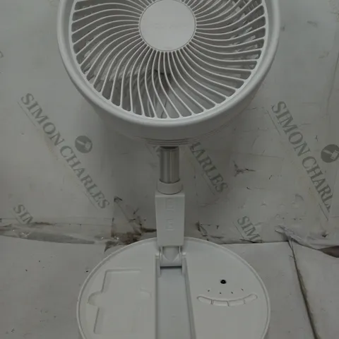 BELL & HOWELL OSCILLATING FOLDING RECHARGEABLE FAN IN WHITE