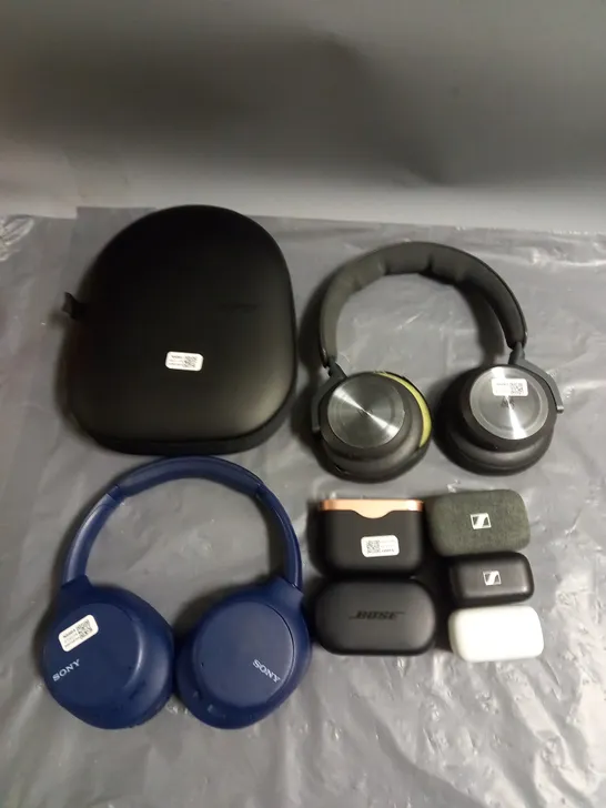 BOX OF APPROXIMATELY 15 ASSORTED PORTABLE AUDIO HEADSETS TO INCLUDE BOSE HEADPHONES, SENNHEISER EARPHONES, BOSE SPEAKER ETC