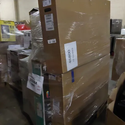 PALLET OF APPROXIMATELY 10 ASSORTED TELEVISIONS TO INCLUDE 