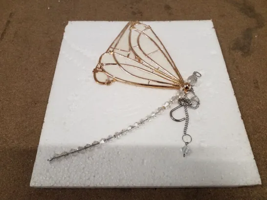 6 BOXED CRYSTAL DRAGONFLY WALL DECOR PIECE (6 BOXES)