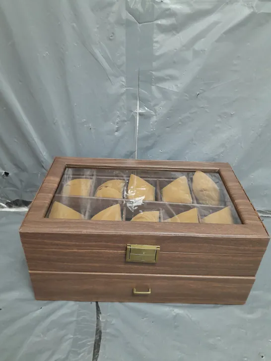 WOODEN WATCH STORAGE BOX 