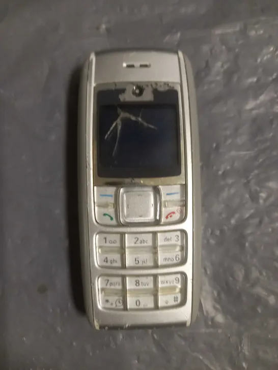 NOKIA MOBILE PHONE SILVER MODEL UNSPECIFIED