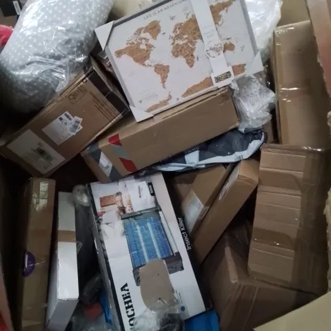 MIXED PALLET CONTAINING VARIOUS BOXED HOUSEHOLD ITEMS TO INCLUDE, INSECT KILLER, PIN MARKER TRAVEL MAP, PET BED, ETC.