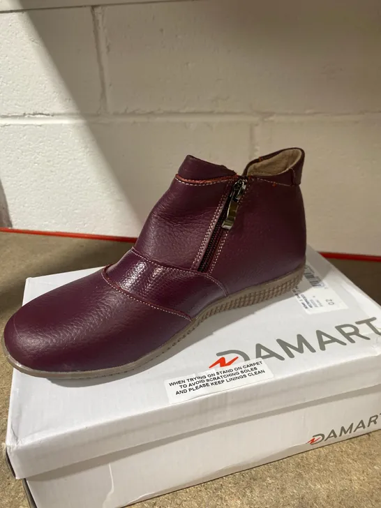 BOXED PAIR OF DAMART PURPLE SHOES SIZE 37