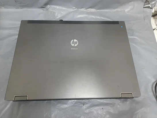 HP ELITEBOOK 8740W 15 INCH  I7-820QM @ 1.73GHZ