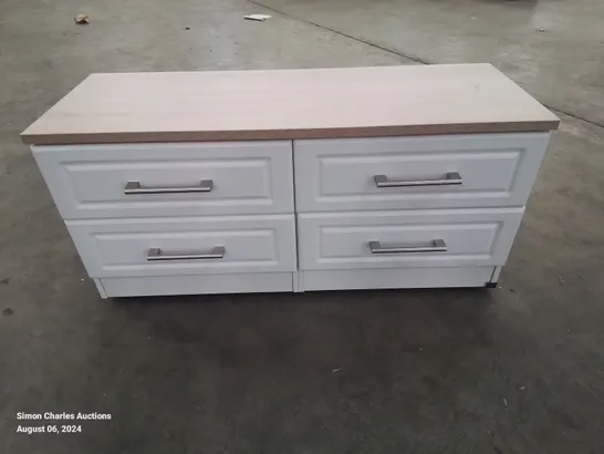 4 DRAWER TV/NIGHT STAND ON WHEELS IN WHITE 