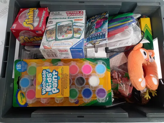 BOX OF APPROX 20 ASSORTED ITEMS TO INCLUDE - TIPTOI QUIZZEN CARDS - CRAYOLA CRAYONS - SLINKY ECT 