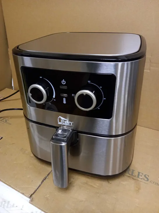 UTEN 5.5L 1700W AIR FRYER 