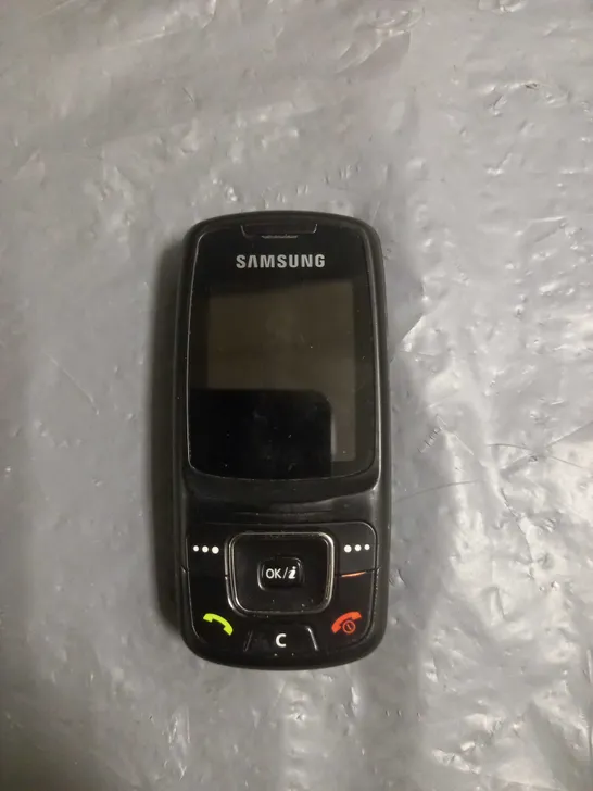 SAMSUNG C300 SLIDE MOBILE PHONE BLACK