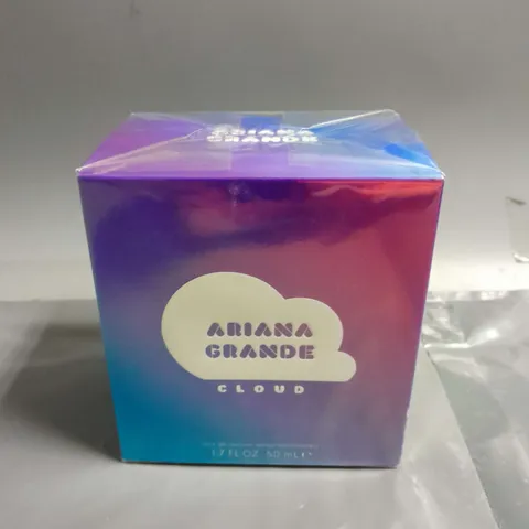 BOXED AND SEALED ARIANA GRANDE CLOUD EAU DE PARFUM 50ML A