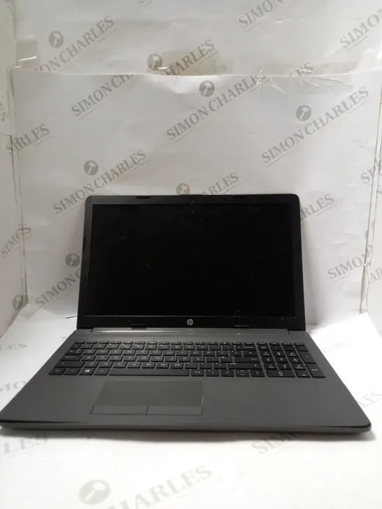 HP 255 G7 LAPTOP IN GREY