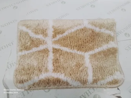 BRAND NEW PACO HOME 540 BEIGE 40X55CM BATH MAT