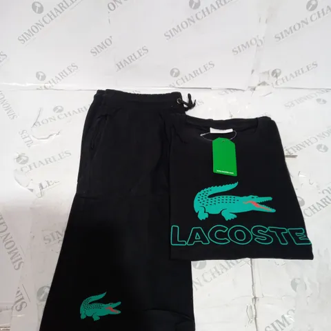 LACOSTE BLACK SHORTS AND TOP FIT SIZE XL  