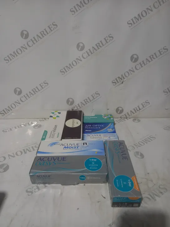 BOX OF APPROXINATELY 40 ASSORTED CONTACT LENSES AND EYE TREATMENT TO INCLUDE EASY VISION, AIR OPTIX AND EYE EXPERT