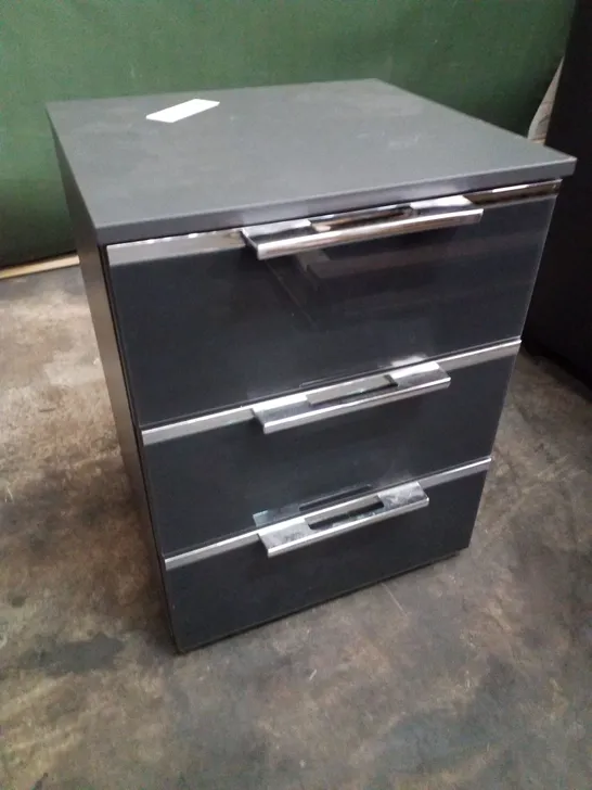 GREY 3 TIER BEDSIDE DRAWER 