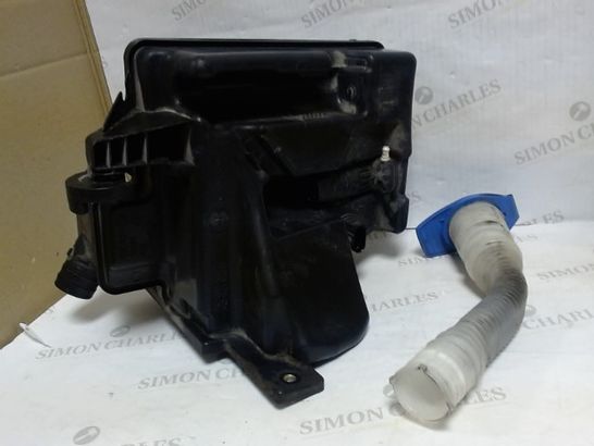 VOLKSWAGEN POLO FRONT WINDSCREEN WASHER RESERVOIR WITH PART NUMBER 6R0955453D