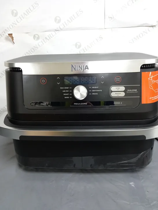 NINJA 10.4L FOODI FLEXDRAWER DUAL AIR FRYER IN BLACK AF500UK