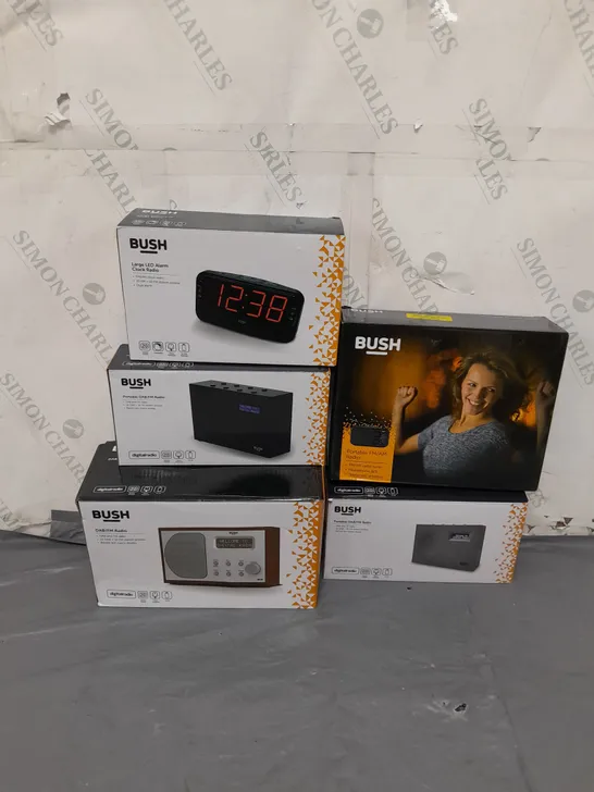 BOX OF APPROXIMATELY 15 ASSORTED ITEMS TO INCLUDE - BUSH DAB/FM RADIO , BUSH PORTABLE DAB RADIO , PORTABLE FM/AM RADIO ETC